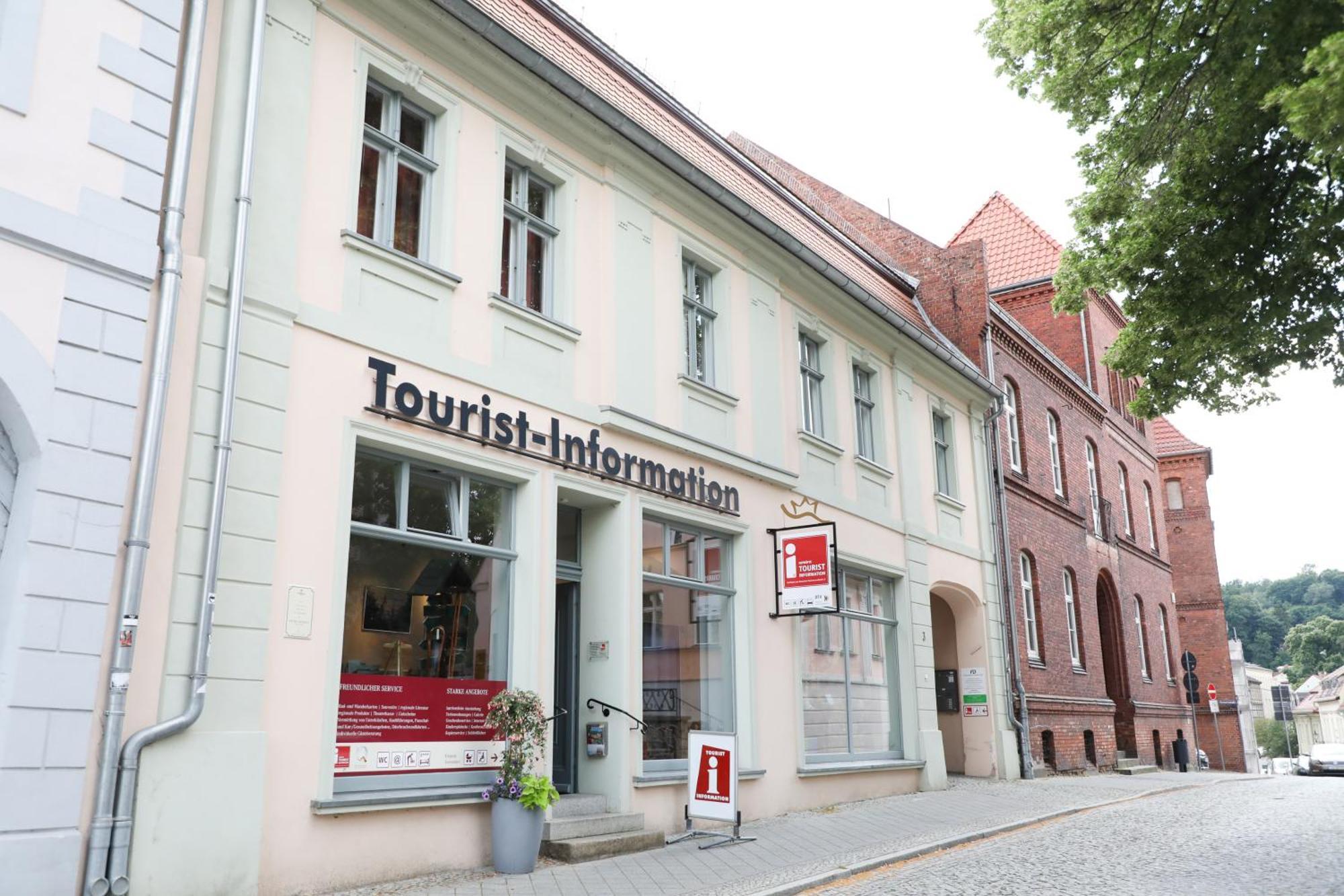 Kl. Fontane Ferienwohnung Bad Freienwalde Direkt Am Markt Exterior photo